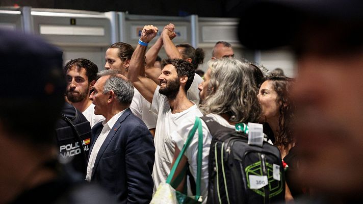Rafa Borrego, activista de la Flotilla Global Sumud: \"Nos han golpeado, nos han tirado al suelo y nos han metido en jaulas\" | Ver