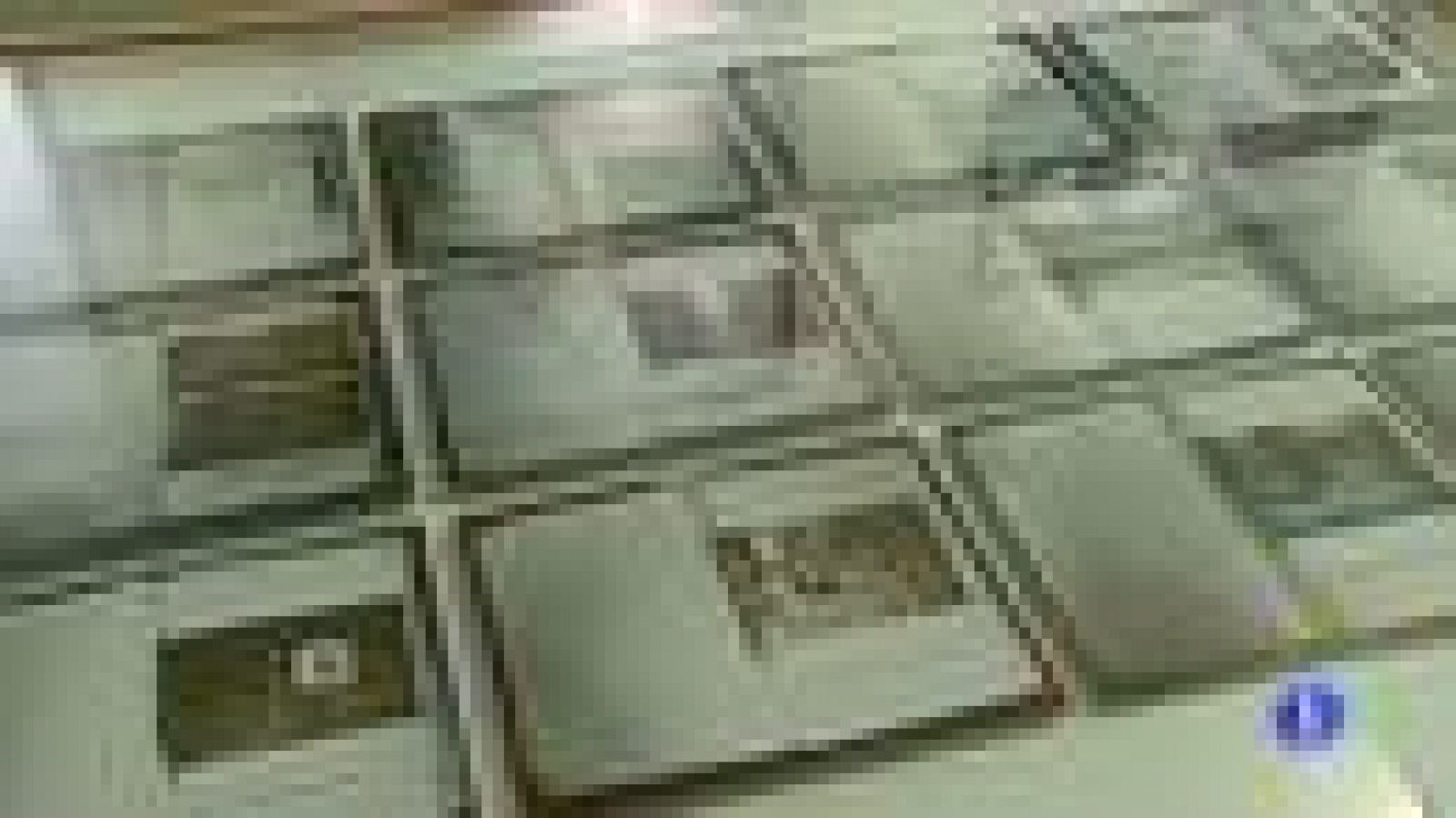 El fotógrafo italiano Valerio Spada expone en Madrid 'Gomorra girl' | Ver