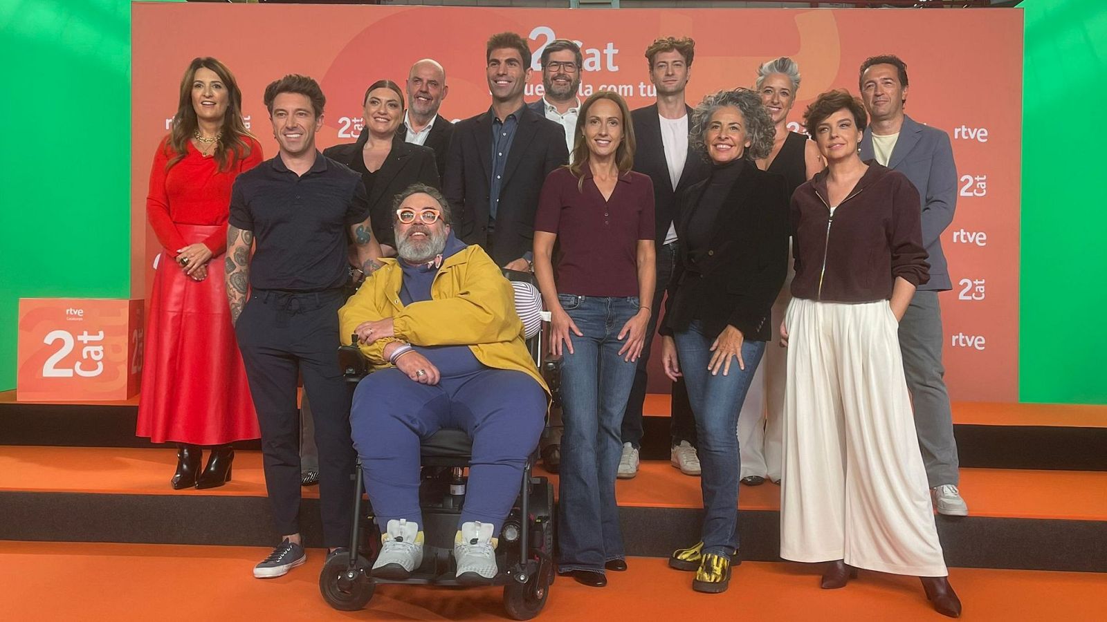 Presentació programació La 2 Cat - Especials en català | Ver