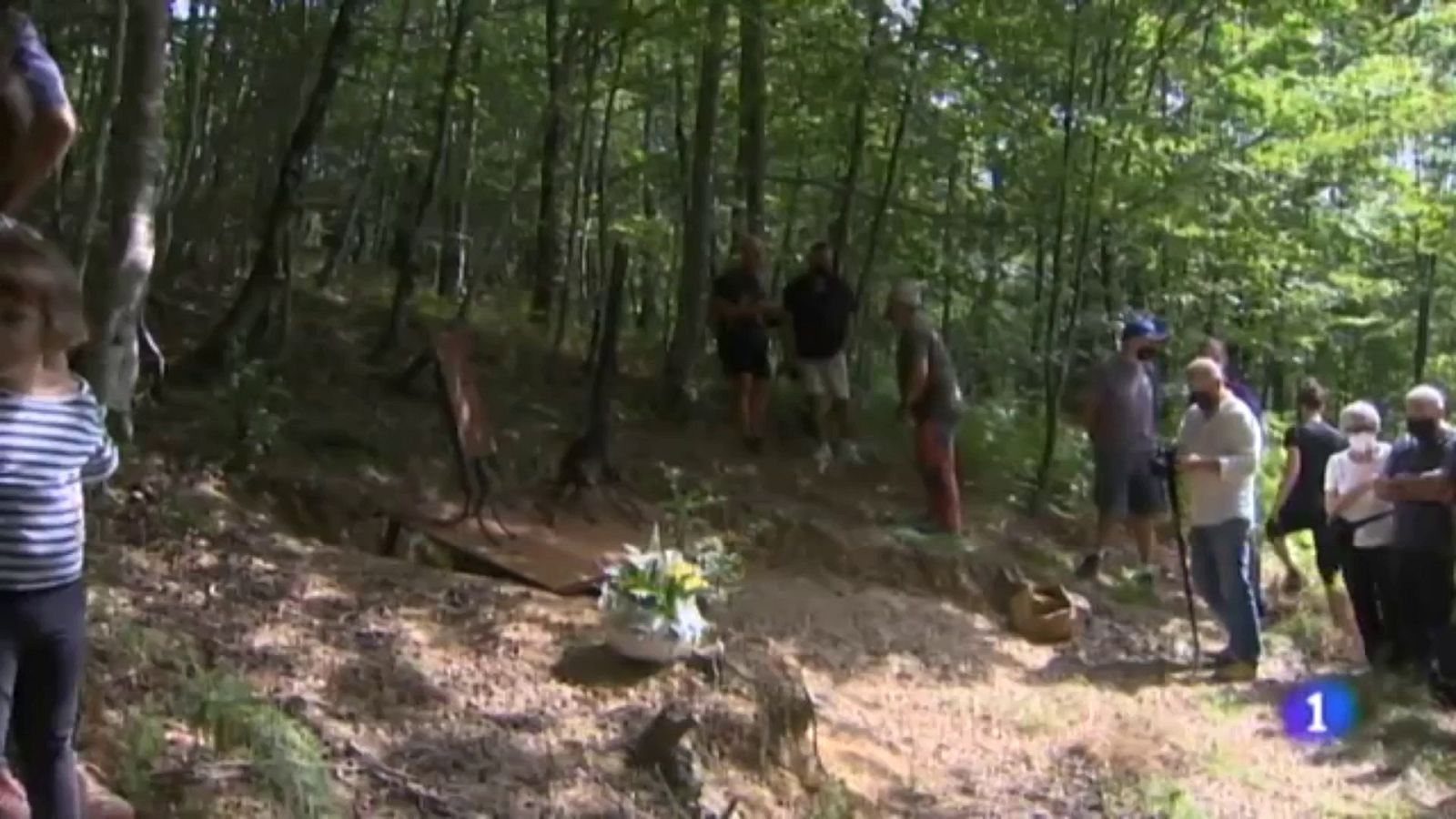 Homenaje a Martzelo Lasa Zebeiro en la fosa de Lizarrusti (Navarra) | Ver ahora