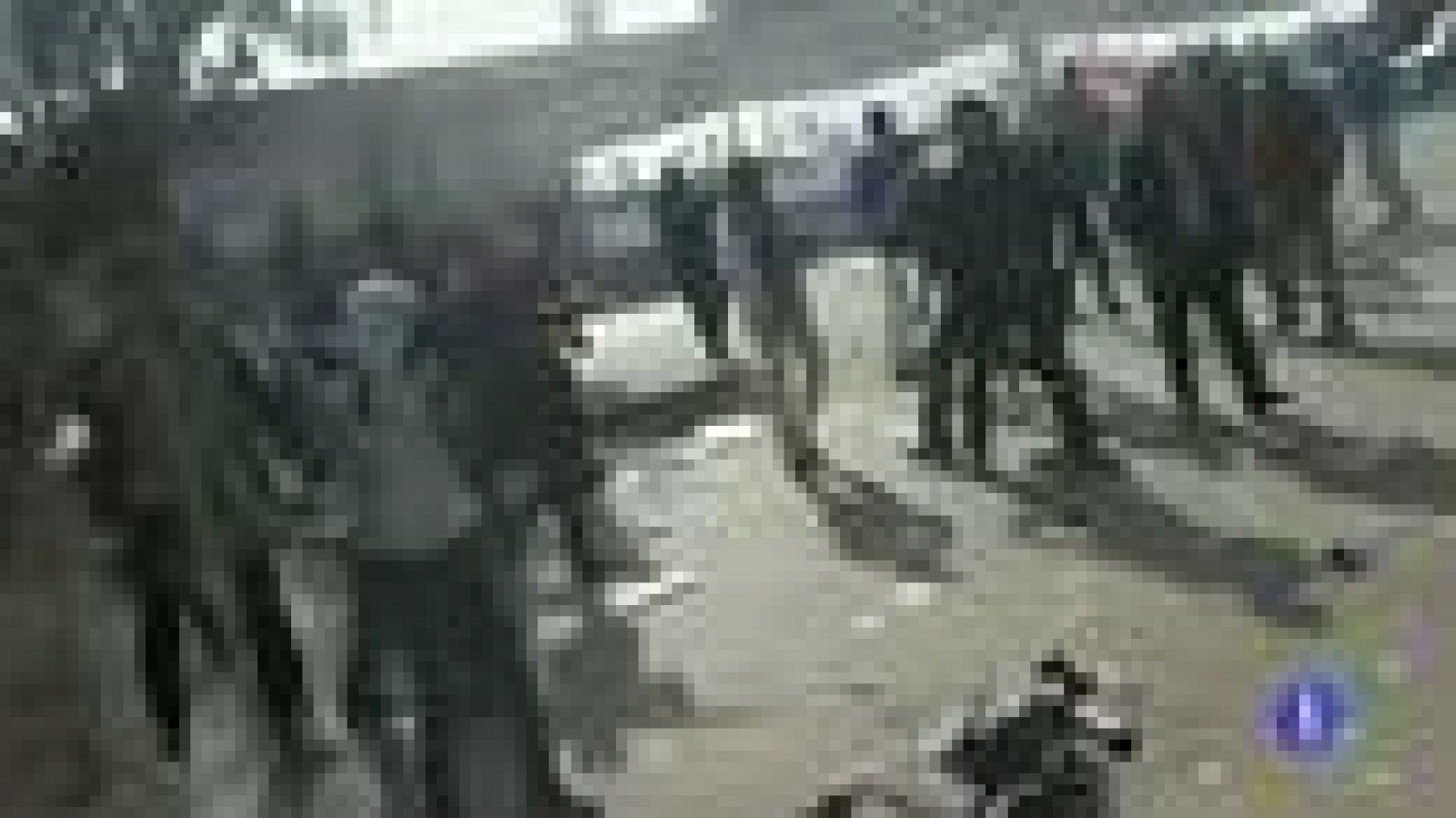 Telediario 1: Al menos 22 muertos en los disturbios en Port Said, en Egipto | RTVE Play