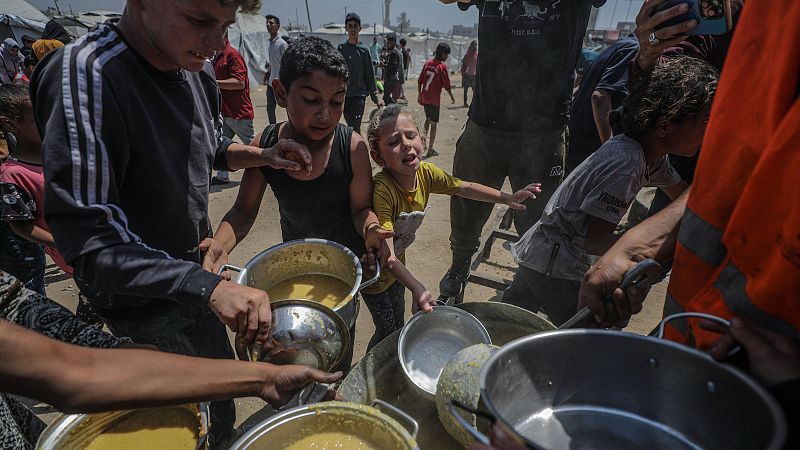 La ayuda humanitaria para Gaza, retenida en Jordania por el bloqueo israelí