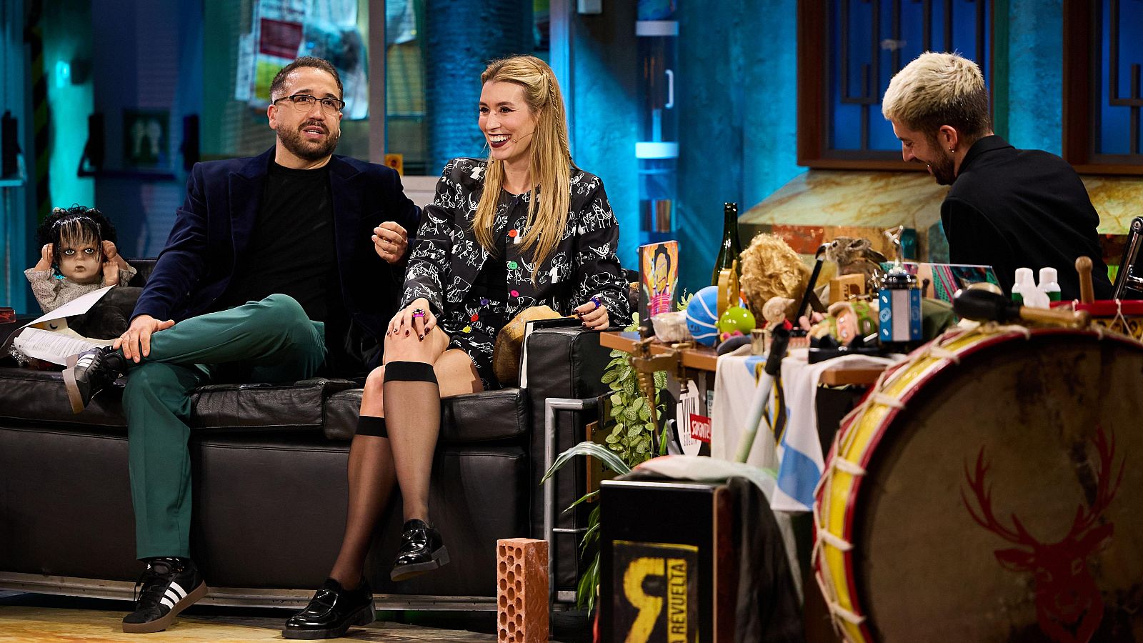 Revuelta | Eva Soriano, Anísbal Gómez y un programa "para IDOTS" - La Revuelta | Ver