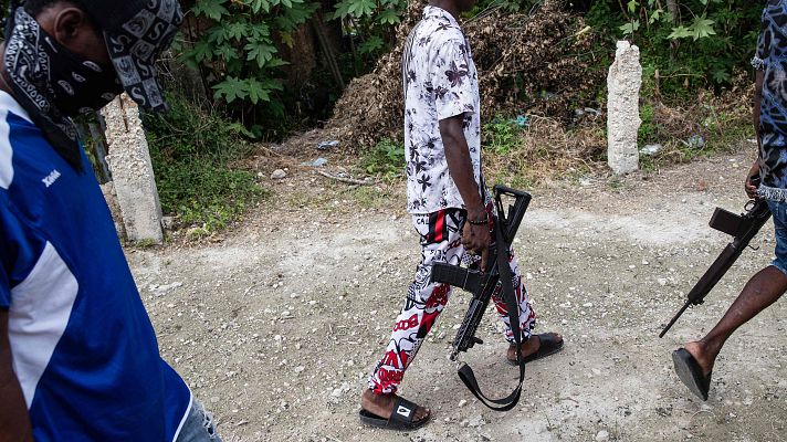 Telediario 2 - Haití: caos y miedo en las calles de Pétion Ville