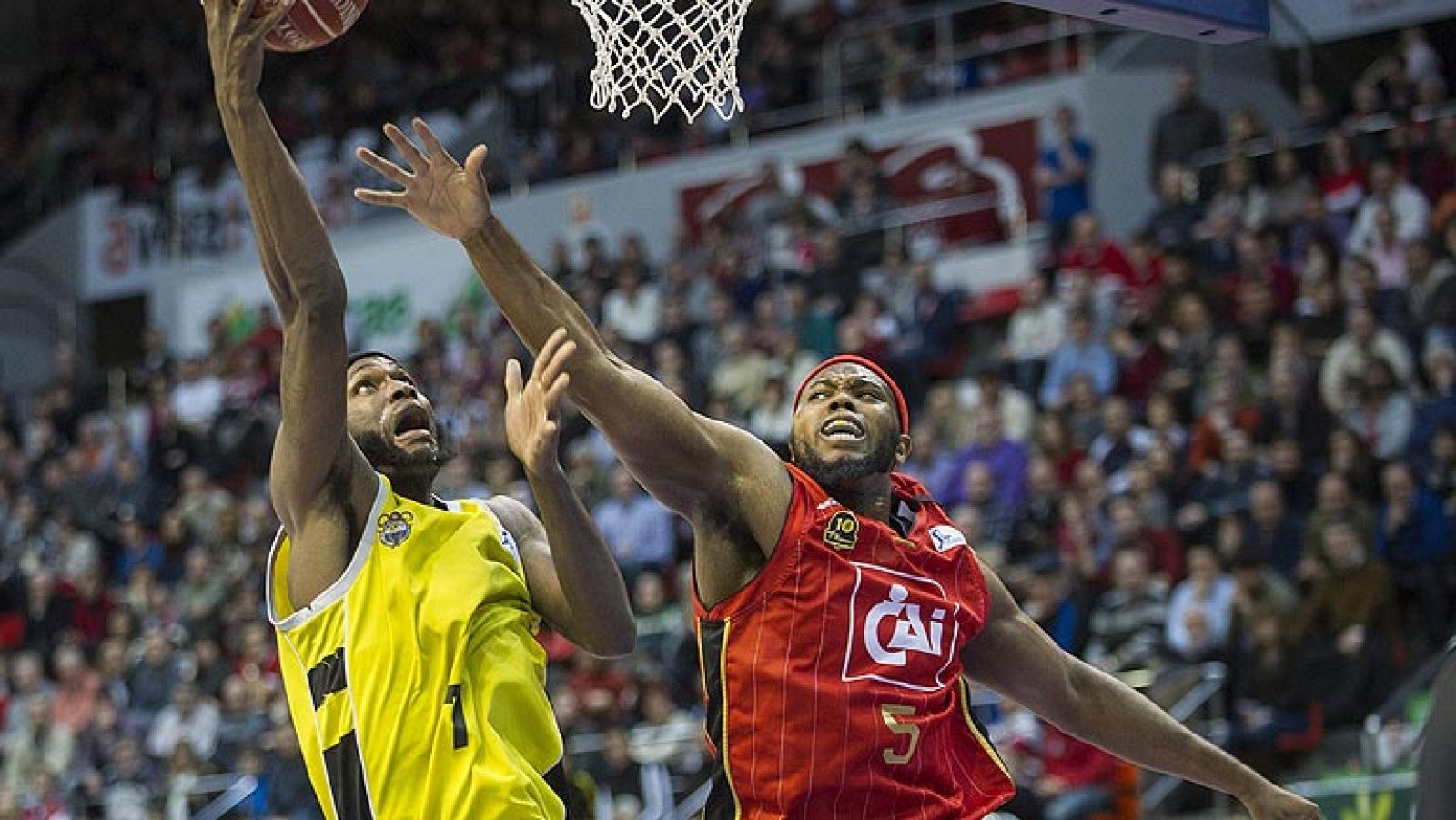 CAI Zaragoza 81-67 CB Canarias - Baloncesto en RTVE | Ver