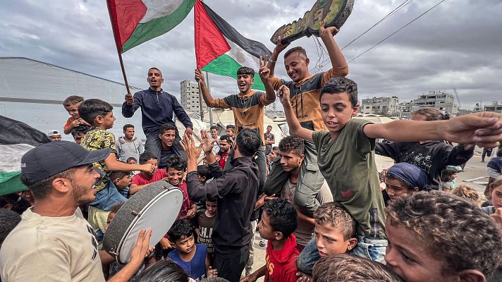 Telediario 1 - Israel y Hamás acuerdan un alto el fuego en Gaza como primera fase del plan de paz de Trump