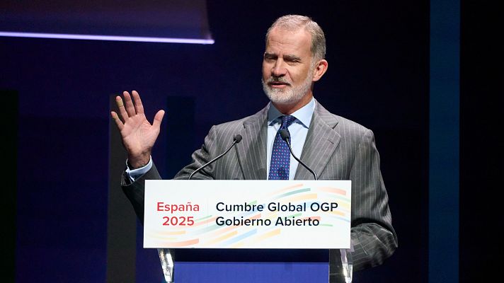 Telediario 1 - Felipe VI celebra el alto al fuego en Gaza y pide que se garantice la "entrada de ayuda humanitaria"