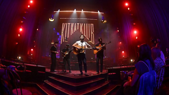 Telediario 2 - Viva Suecia da un concierto callejero para presentar su nuevo disco
