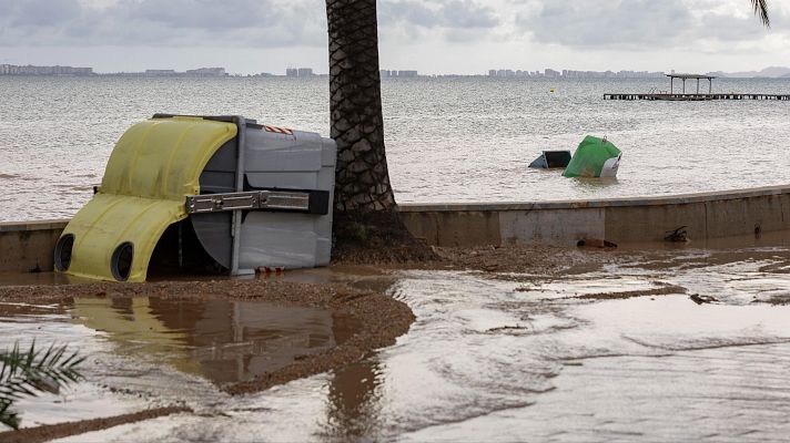 Telediario Fin de Semana - Telediario 2 en 4' - 11/10/25