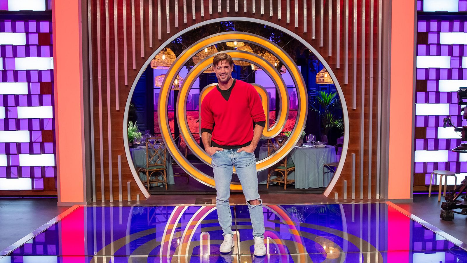 William Levy visita las cocinas de MasterChef España | Ver