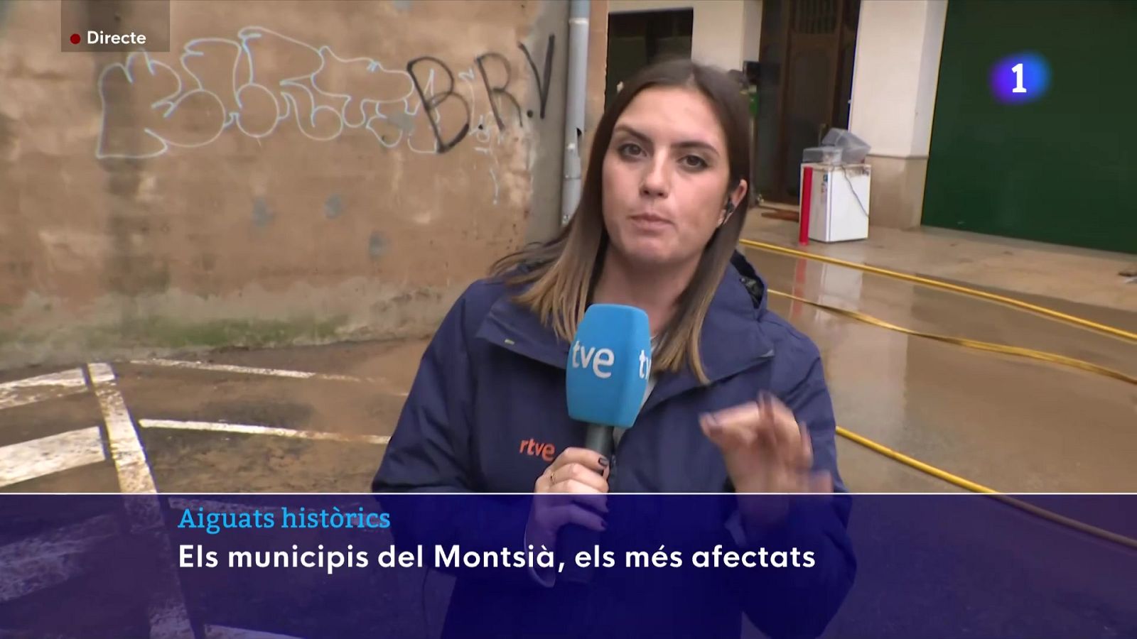 La DANA Alice deixa carrers plens de fang i baixos inundats al Montsià - L'Informatiu | Ver