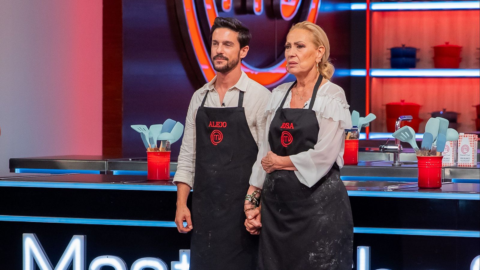 Doble expulsión: Rosa Benito y Alejo Sauras cuelgan el delantal negro | Ver