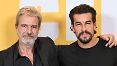 Mario Casas y Alberto San Juan satirizan el franquismo en 'La cena'