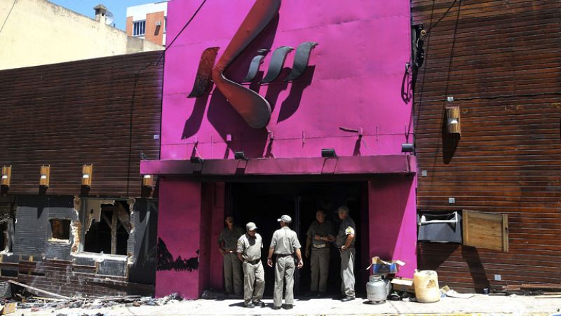 El grupo que provocó el incendio en la discoteca de Brasil podría ser acusado de homicio imprudente
