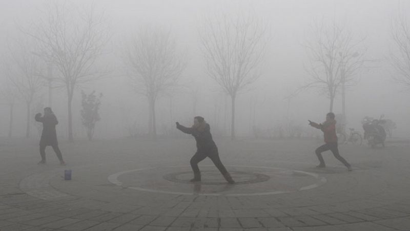 Pekín está en alerta por contaminación por cuarta vez en un mes 