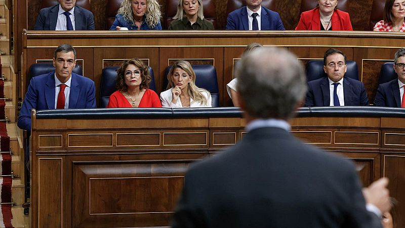 Feijóo dice que en Ferraz "los billetes corren como en un prostíbulo" - Telediario 1 | Ver