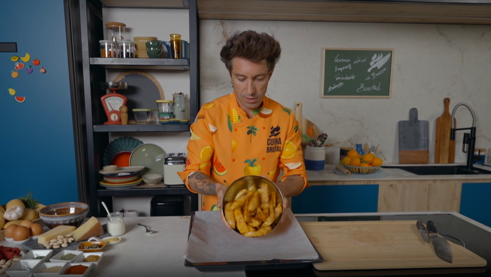 Patates ranxeres amb salsa de iogurt - Cuina brutal - Cuina Brutal | Ver