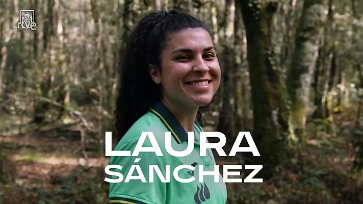 Fútbol Sala - El debut soñado de Laura Sánchez