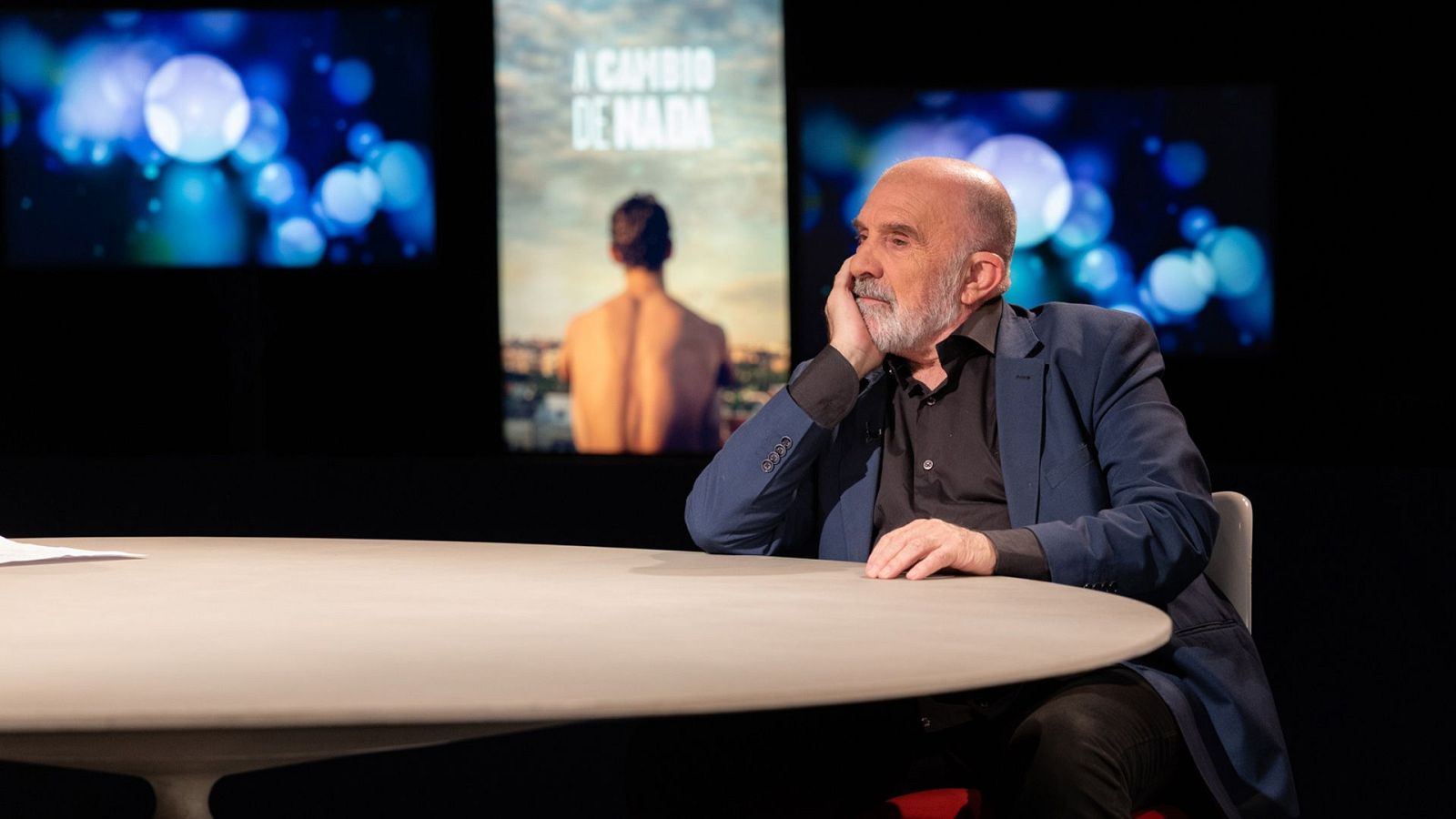 Versión española - A cambio de nada (Coloquio) - Versión española | Ver