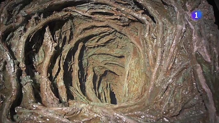 L'Informatiu - La Pedrera convertida en laberint poètic