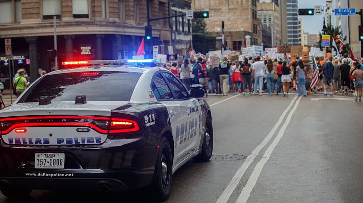 Telediario Fin de Semana - La persecución del movimiento MAGA al antifascismo en EE.UU.: "Estamos en peligro"