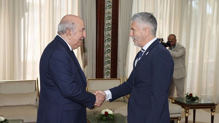 Telediario 2 - Marlaska pacta con Argelia reforzar la lucha contra la migración ilegal y tráfico de personas