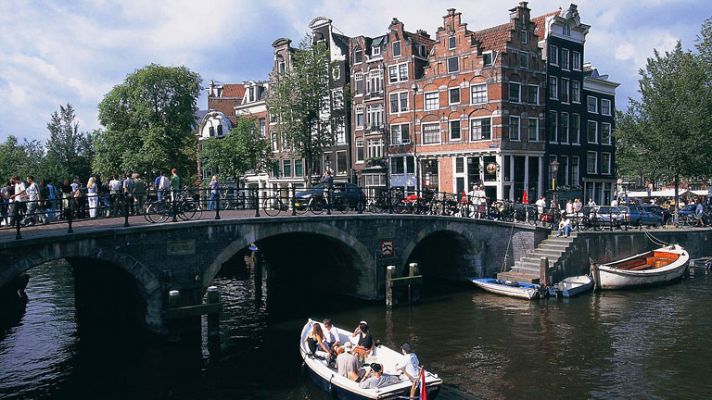 Telediario 1 - Turismo: motor de economía mundial