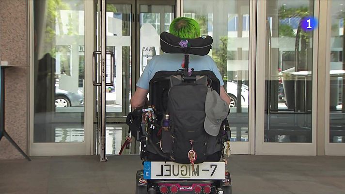 L'Informatiu - Decret amb 500 milions d'euros per garantir l'atenció 24 h dels malalts d'ELA