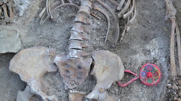 La noche en 24h - Catalina, la mujer del sonajero: una historia truncada por la guerra y rescatada por la memoria