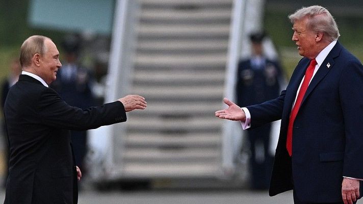 Telediario 2 - La Casa Blanca descarta una reunión "inminente" entre Trump y Putin