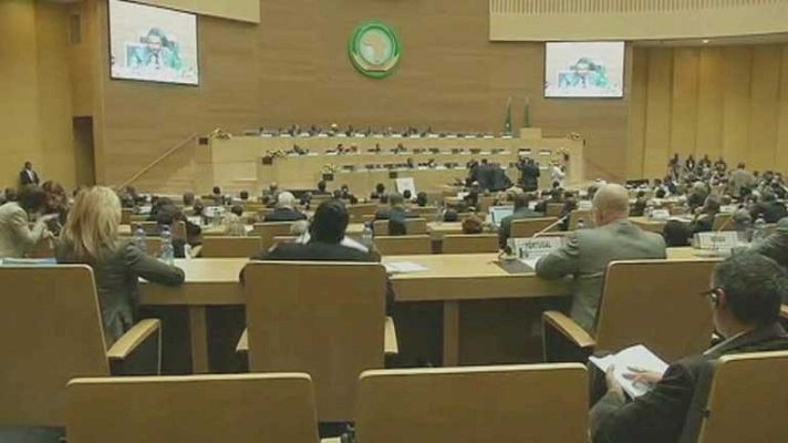 Telediario 1 - Las tropas francesas en Mali avanzan hacia Kidal