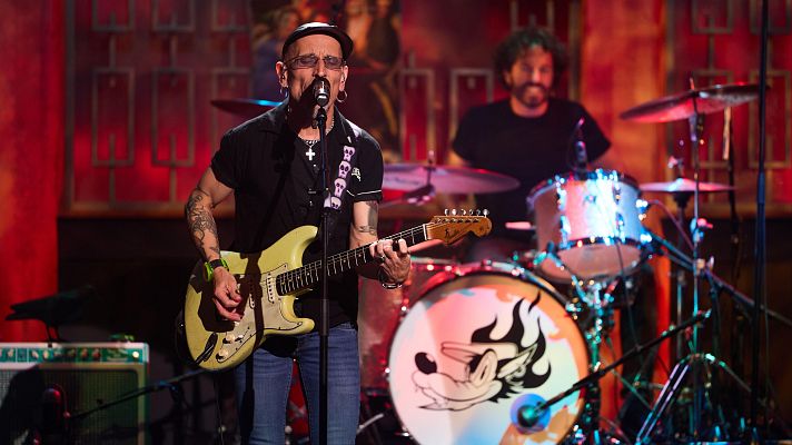 La Revuelta | Fito y Fitipaldis - \"Los cuervos se lo pasan bien\" - La Revuelta | Ver