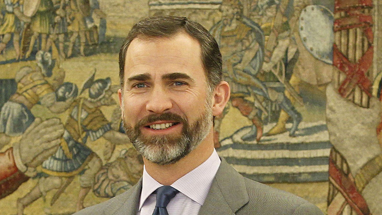 El príncipe Felipe cumple 45 años | Ver