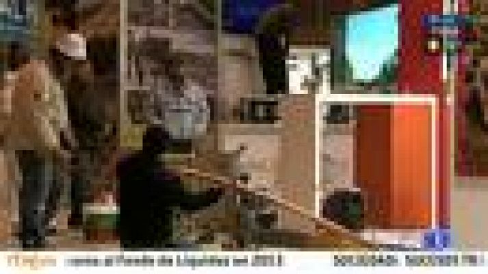 Telediario 1 - Fitur marcado por los recortes