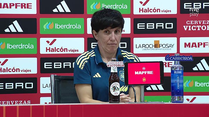 Fútbol - Sonia Bermúdez quiere mantener "la esencia" de la selección de "tratar bien el balón"