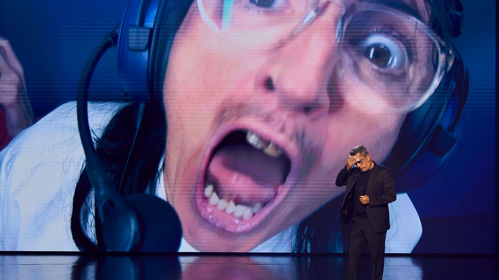 La Niña de Shrek toma el mando de Futuro Imperfecto - Futuro Imperfecto | Ver