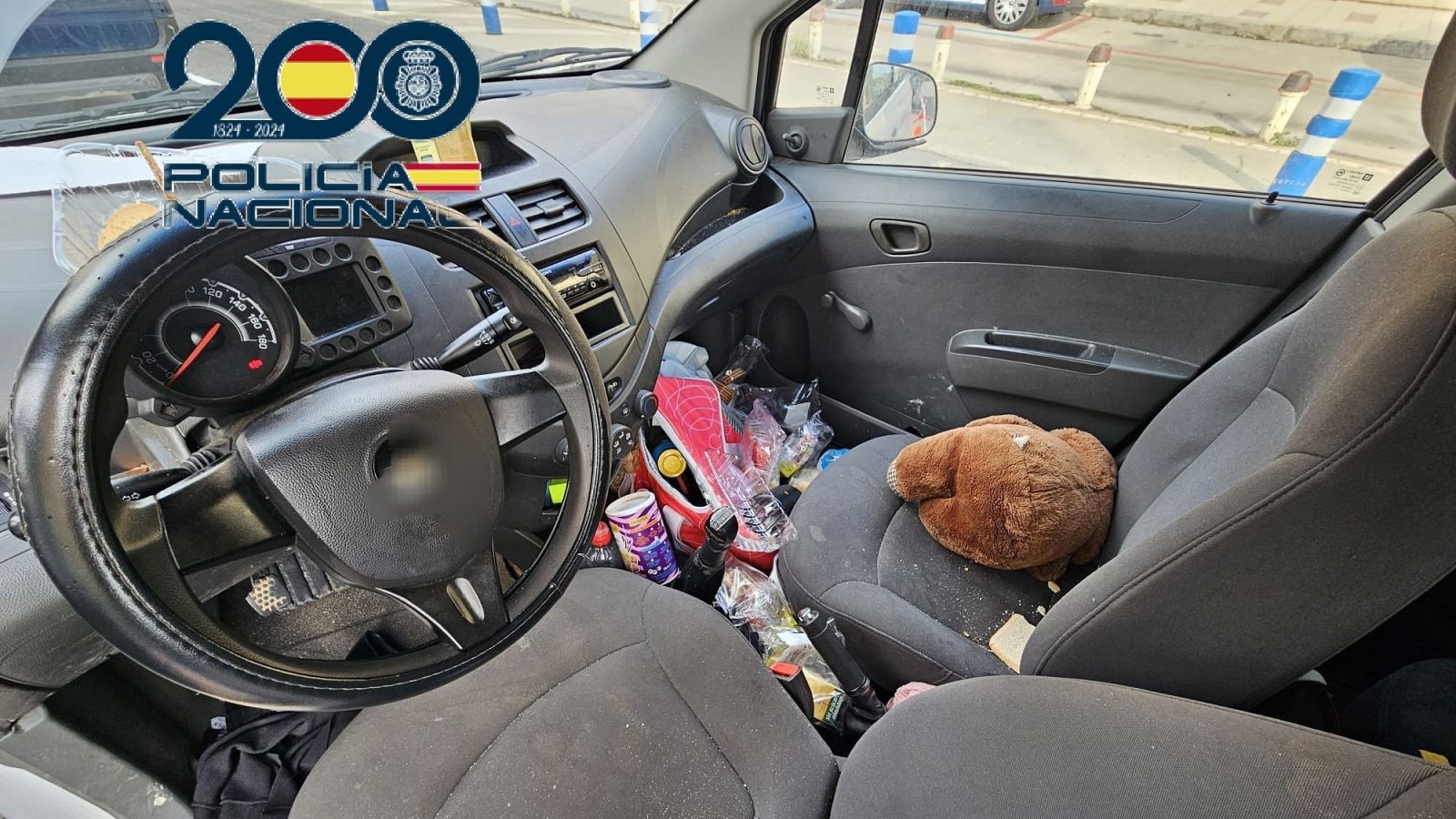 Liberan a una familia secuestrada durante 13 días en un coche | Ver