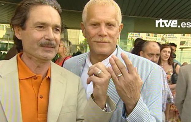  - Primera boda gay en España (2005)