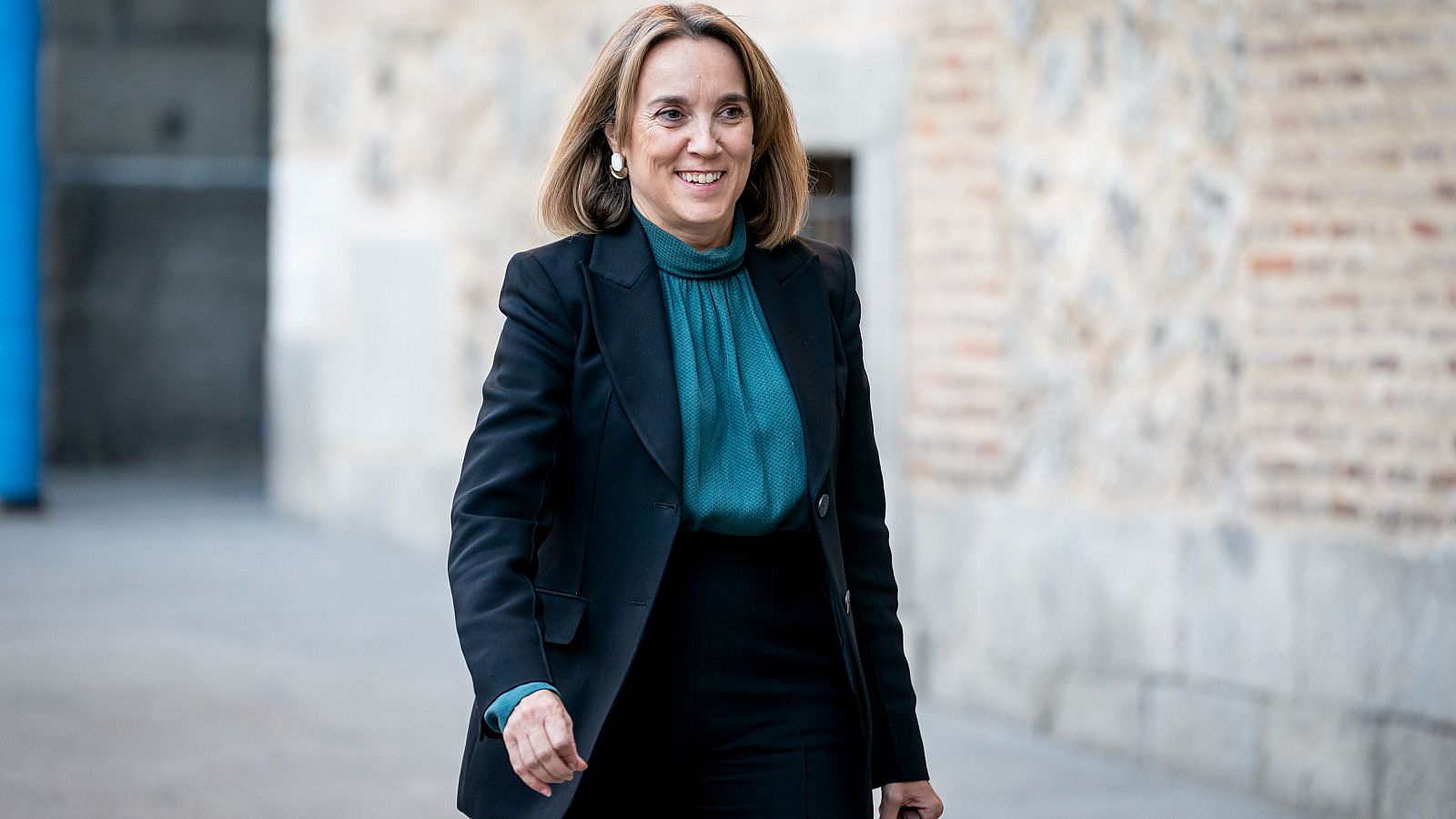 Cuca Gamarra sobre las elecciones en Extremadura - La tarde en 24h | Ver