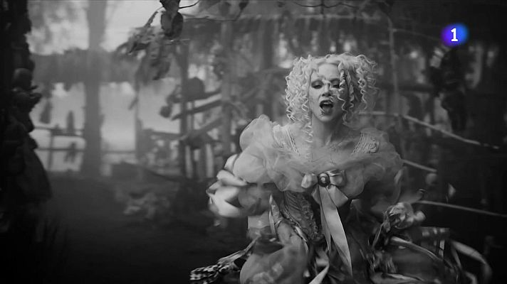 L'Informatiu - Els fans de Lady Gaga l’esperen al Palau Sant Jordi