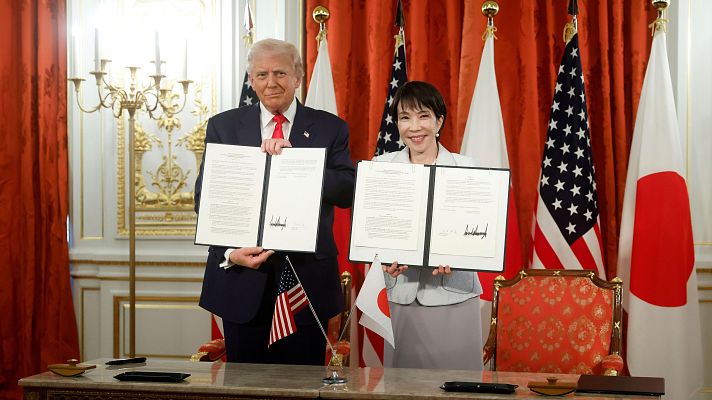 Telediario 1 - Trump visita Japón para elevar su alianza a una "nueva era dorada" con pactos económicos y de seguridad