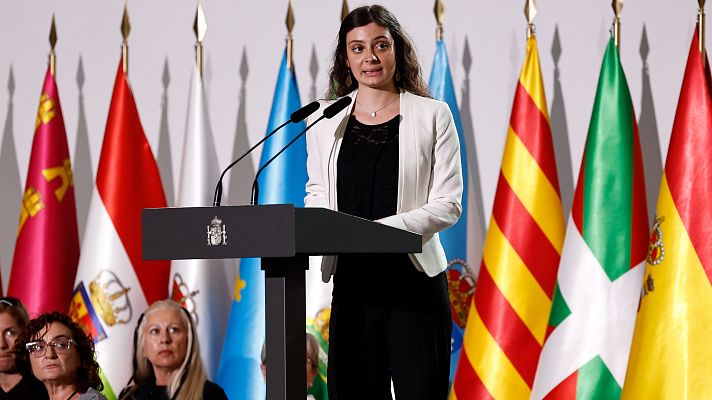 Especiales informativos - Andrea Ferrari perdió a su madre el día de la dana: "La fuerza que irradiaba es la que me impulsa a mí a seguir viviendo"