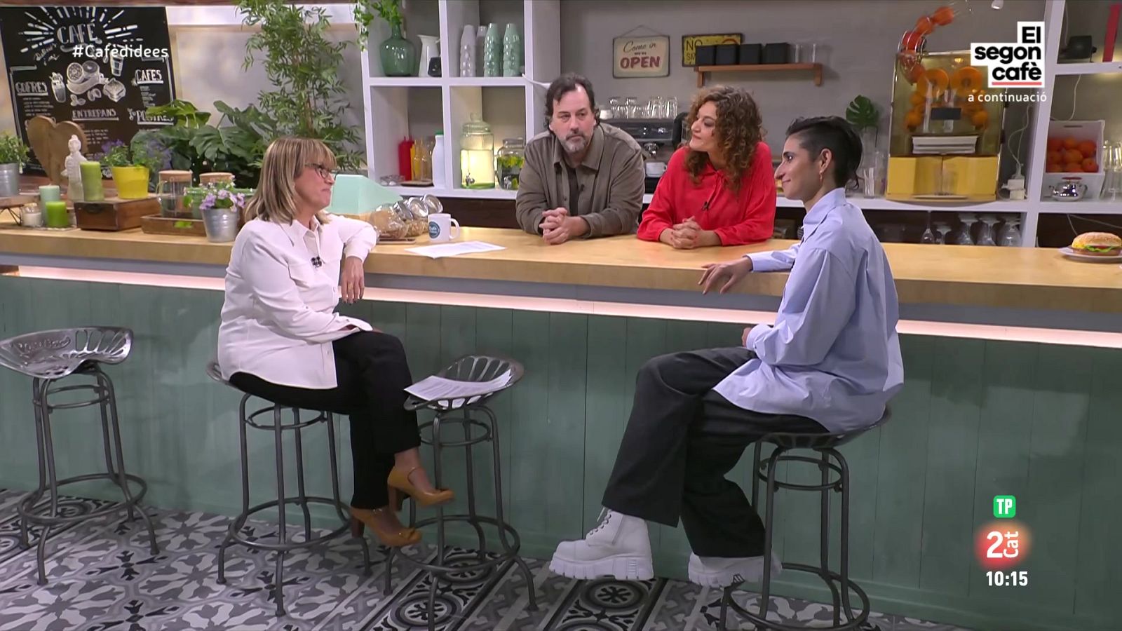 Alba Flores, Elena Molina i Isaki Lacuesta presenten 'Flores para Antonio'