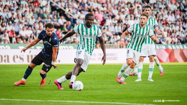 Resúmenes de LaLiga - Córdoba - Ceuta: resumen del partido de la 12ª jornada de Segunda
