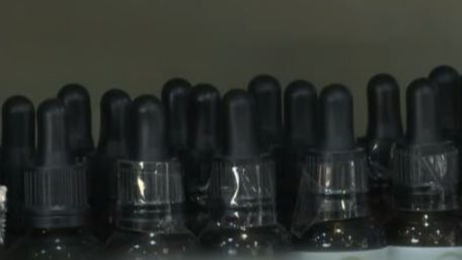 La cosmeticorexia o la obsesión de niños y adolescentes por el cuidado facial - Directo al grano | Ver