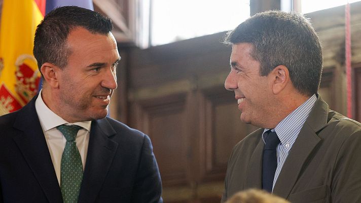 Telediario Fin de Semana - Telediario 2 en 4' - 01/11/25