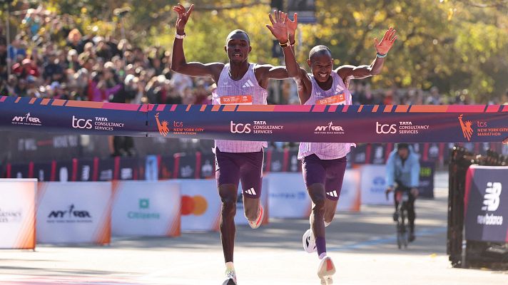 Atletismo - Kipruto gana un final de 'foto-finish' ante Mutiso en la maratón de Nueva York 2025