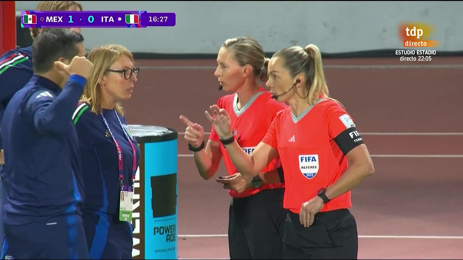 La jugada surrealista del México - Italia del Mundial sub-17 - Fútbol | Ver