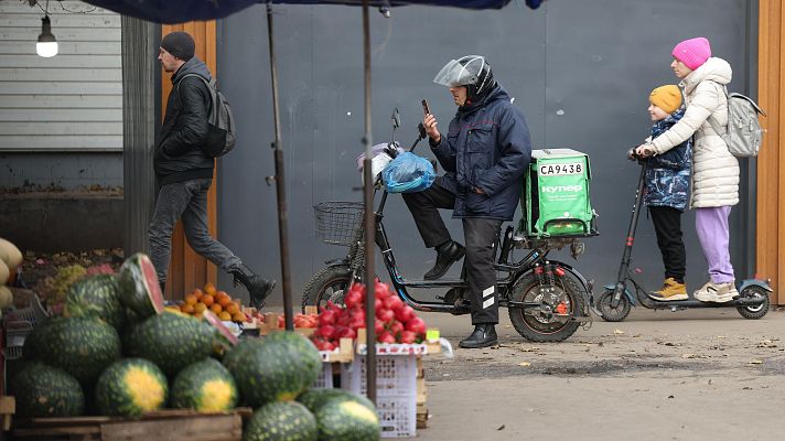 Telediario Fin de Semana - Rusia estrecha el cerco a los migrantes, una app les geolocaliza en tiempo real