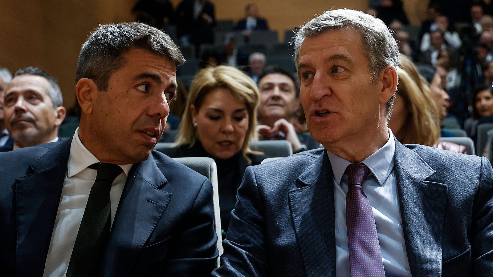 El futuro político de Mazón, en el aire | Ver